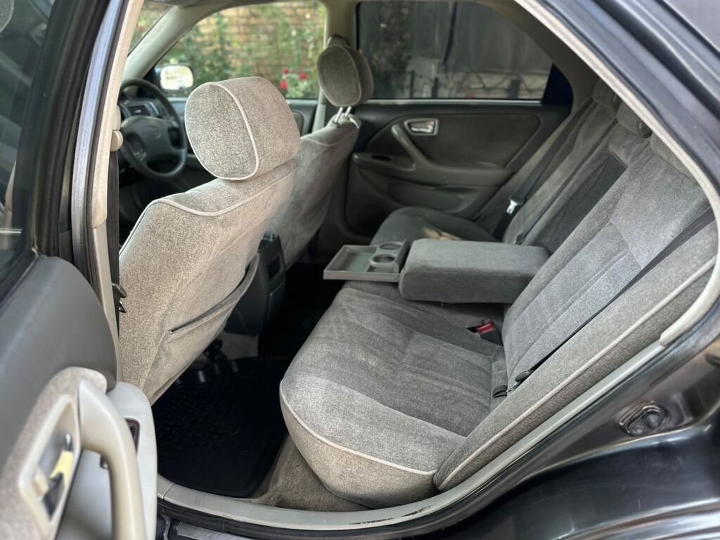 Toyota Qualis: 2000 г., 2.2 л, Автомат, Бензин, Универсал: фото 7