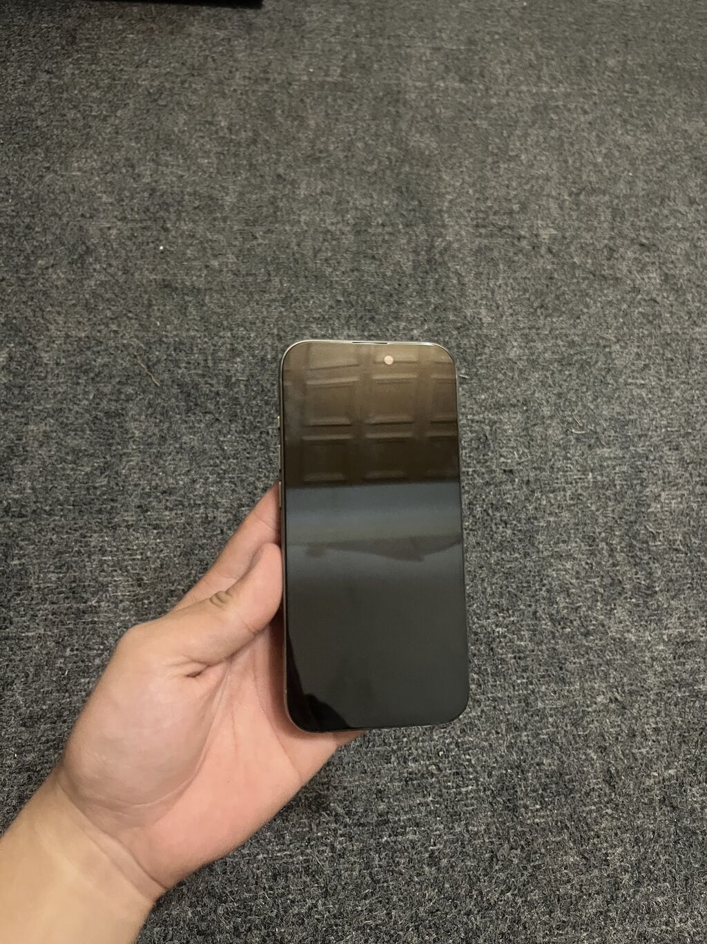 IPhone 15 Pro, Б/у, 256 ГБ, Natural Titanium, 80 %: фото 1