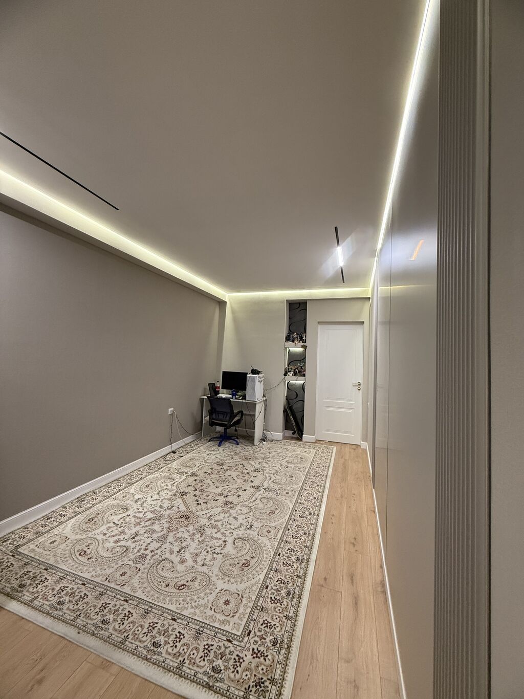 3 комнаты, 111 м², 12 мкр Элитка, 8 этаж, Дизайнерский ремонт: фото 5