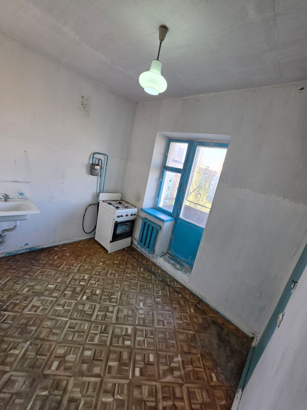1 комната, 32 м², Индивидуалка, 5 этаж, Требуется ремонт: фото 4
