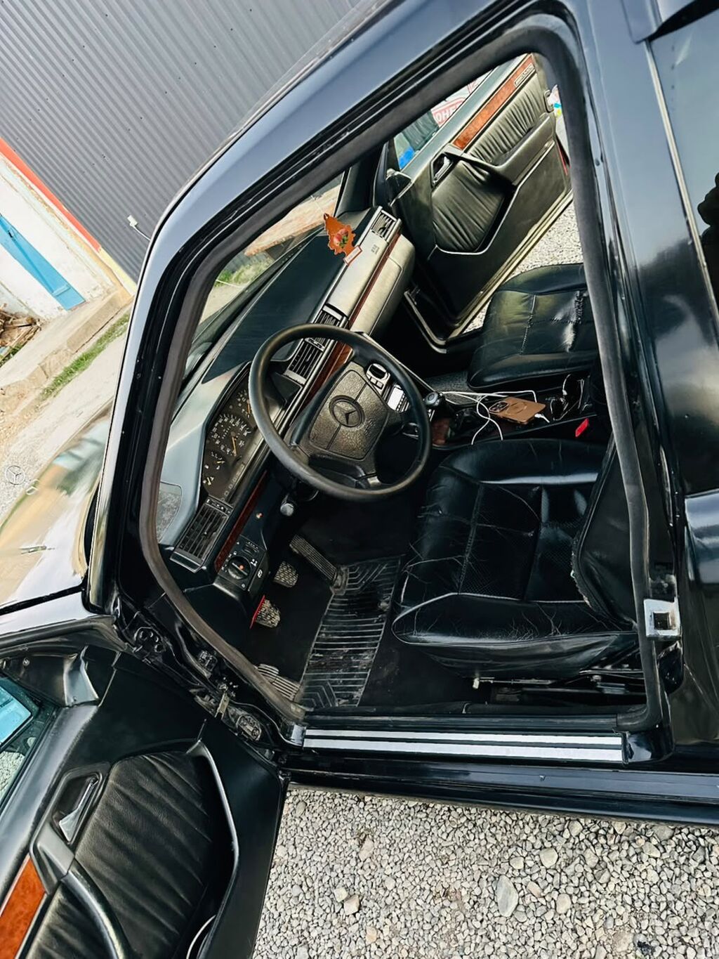 Mercedes-Benz W124: 1993 г., 2.8 л, Механика, Бензин, Седан: фото 5