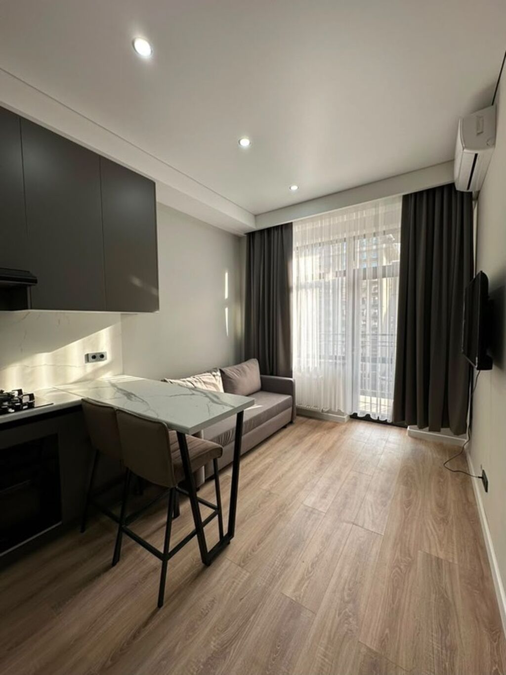 1 комната, 40 м², Южная Магистраль 6 этаж: фото 3