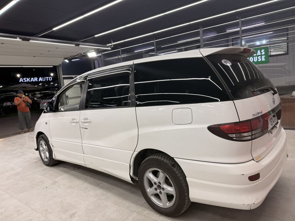 Toyota Estima: 2003 г., 3 л, Автомат, Бензин, Минивэн — фото 4