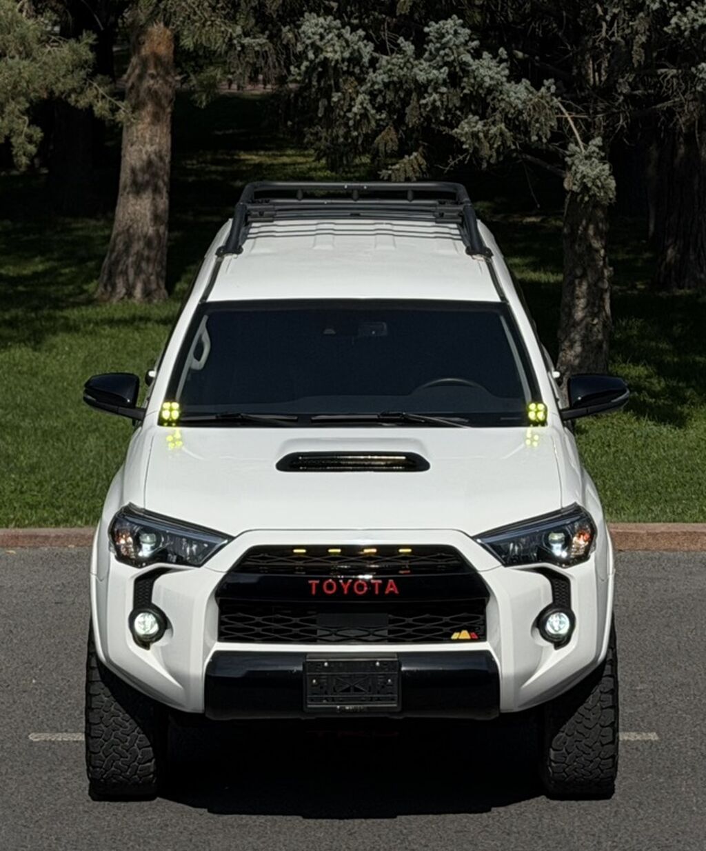Toyota 4Runner: 2021 г., 4 л, Автомат, Бензин, Внедорожник: фото 6