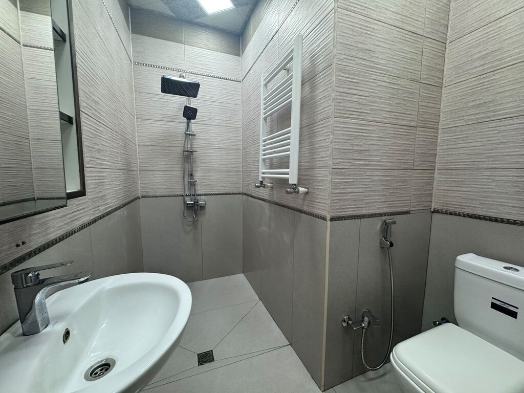 🏡 **İTALİYA DOSTLUĞU PARKININ YANINDA 3 OTAQLI MƏNZİL KİRAYƏ VERİLİR**