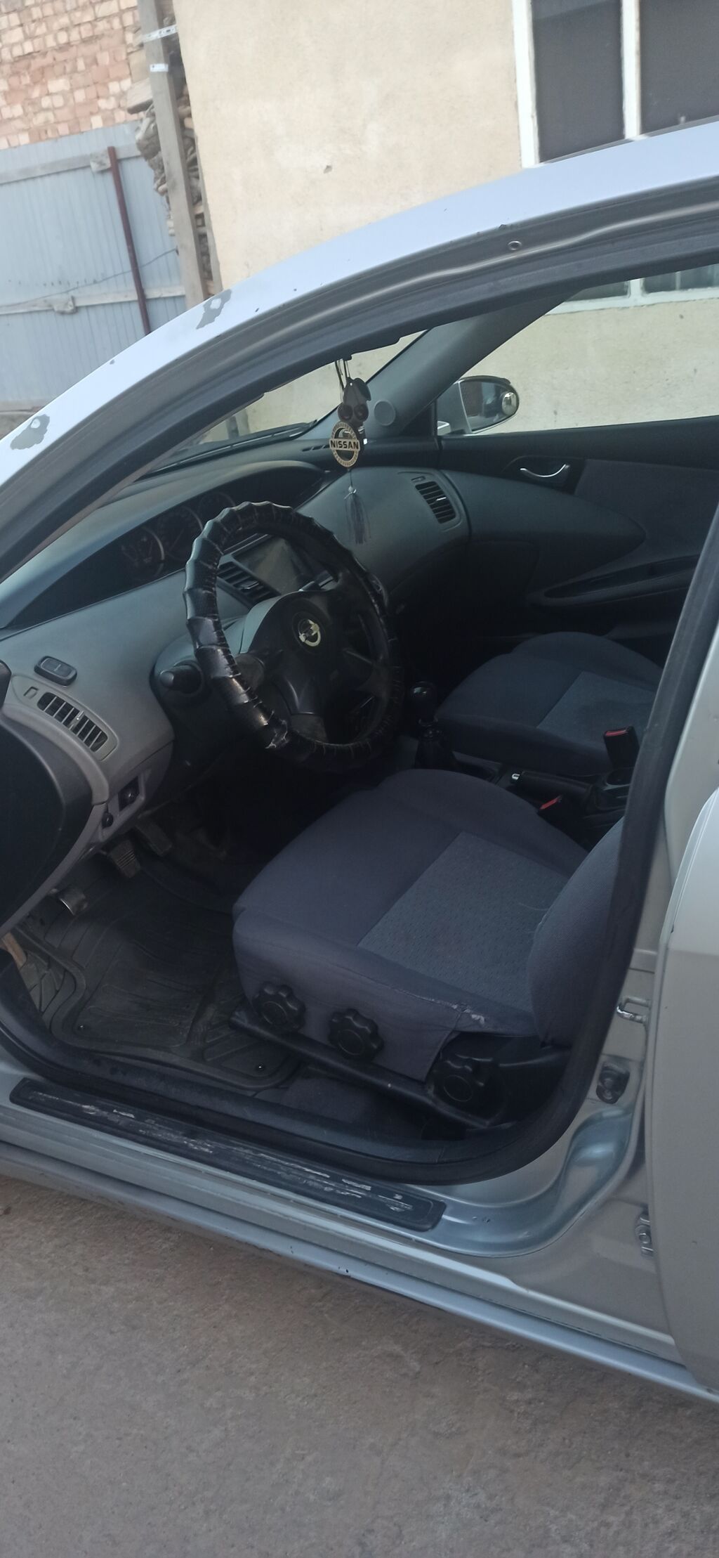 Nissan Primera: 2002 г., 2 л, Механика, Бензин, Седан: фото 4