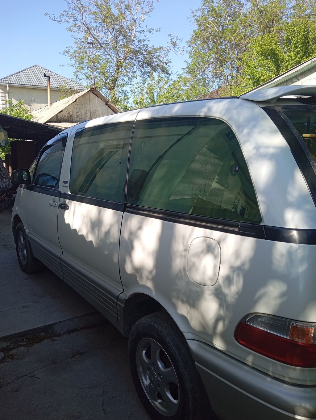 Toyota Estima: 1997 г., 2.2 л, Дизель, Минивэн: фото 3