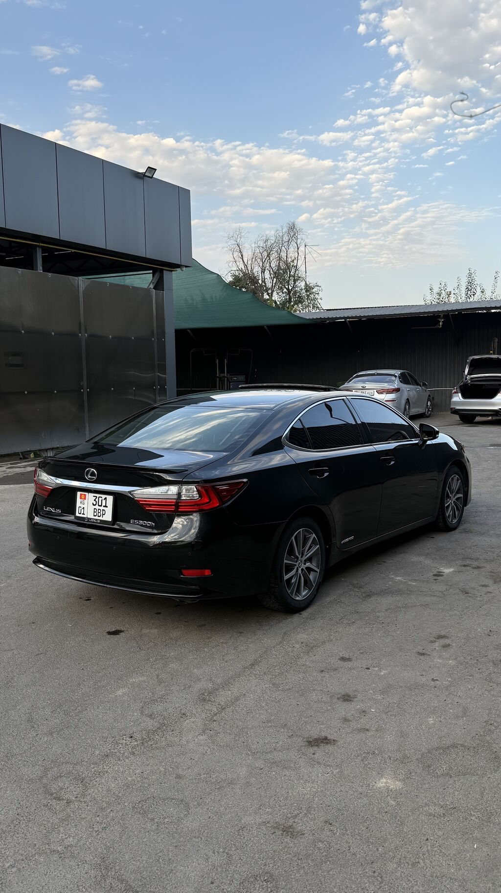 Lexus ES: 2016 г., 2.5 л, Автомат, Гибрид, Седан: фото 5
