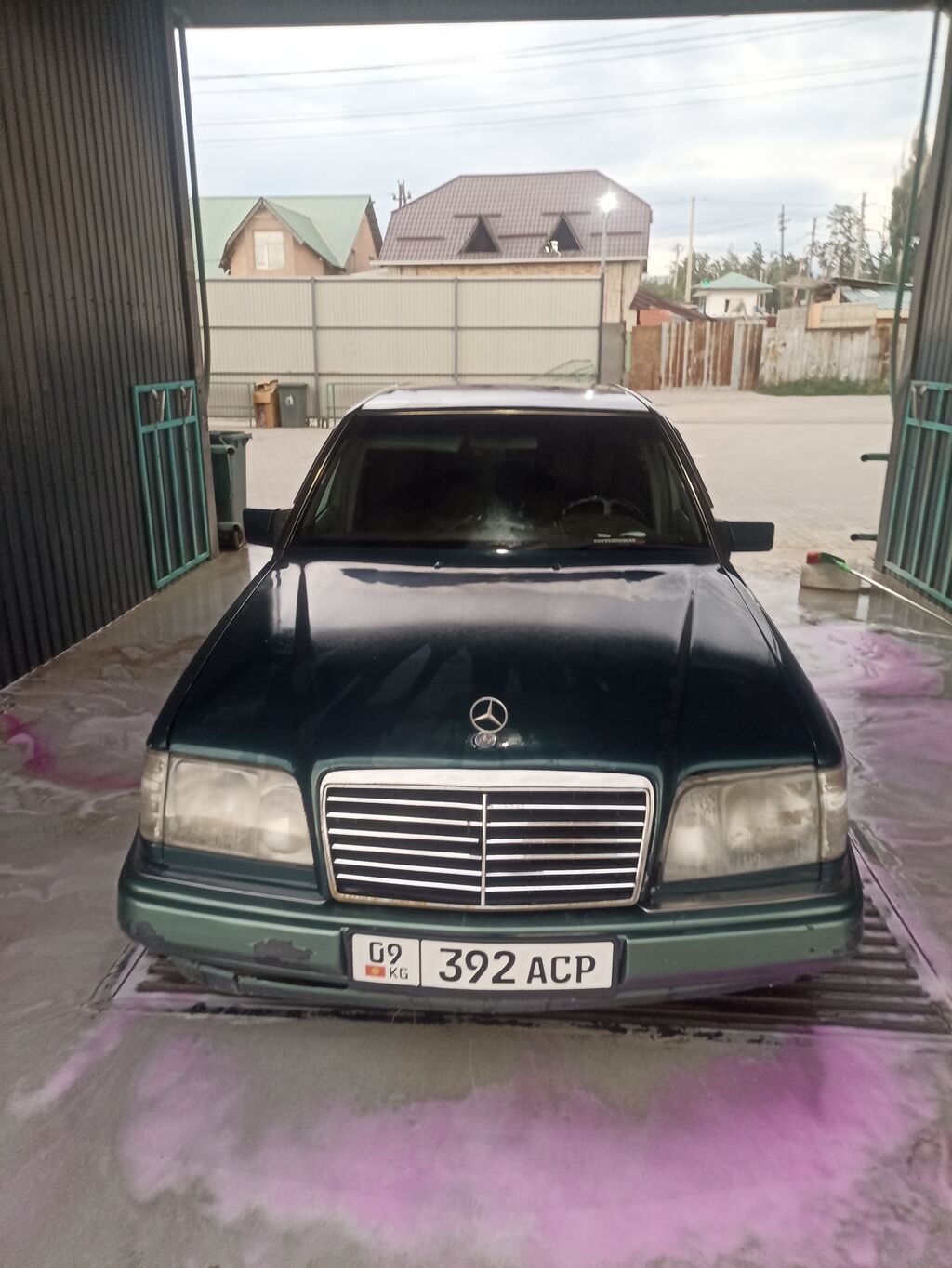 Mercedes-Benz W124: 1995 г., 2 л, Седан: фото 1