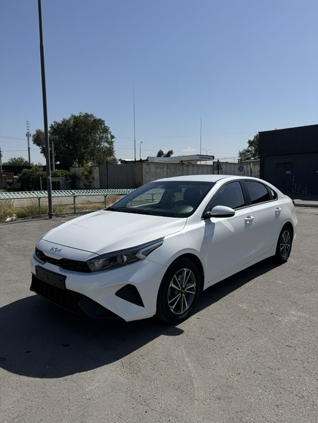 Kia Cerato: 2022 г., 1.6 л, Бензин, Седан: фото 2