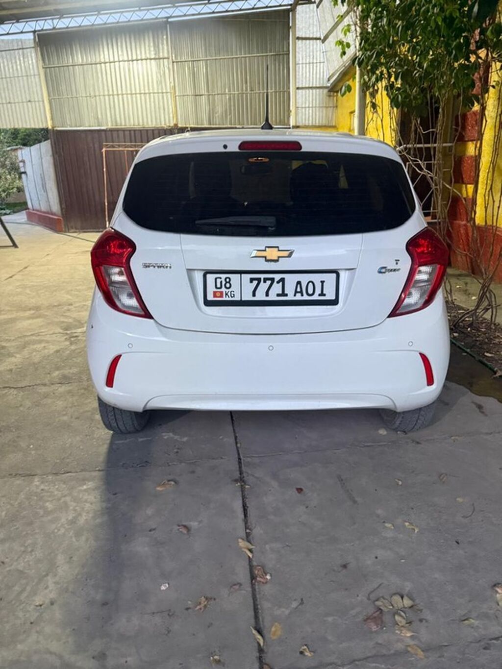 Chevrolet Spark: 2016 г., Автомат, Хэтчбэк: фото 8