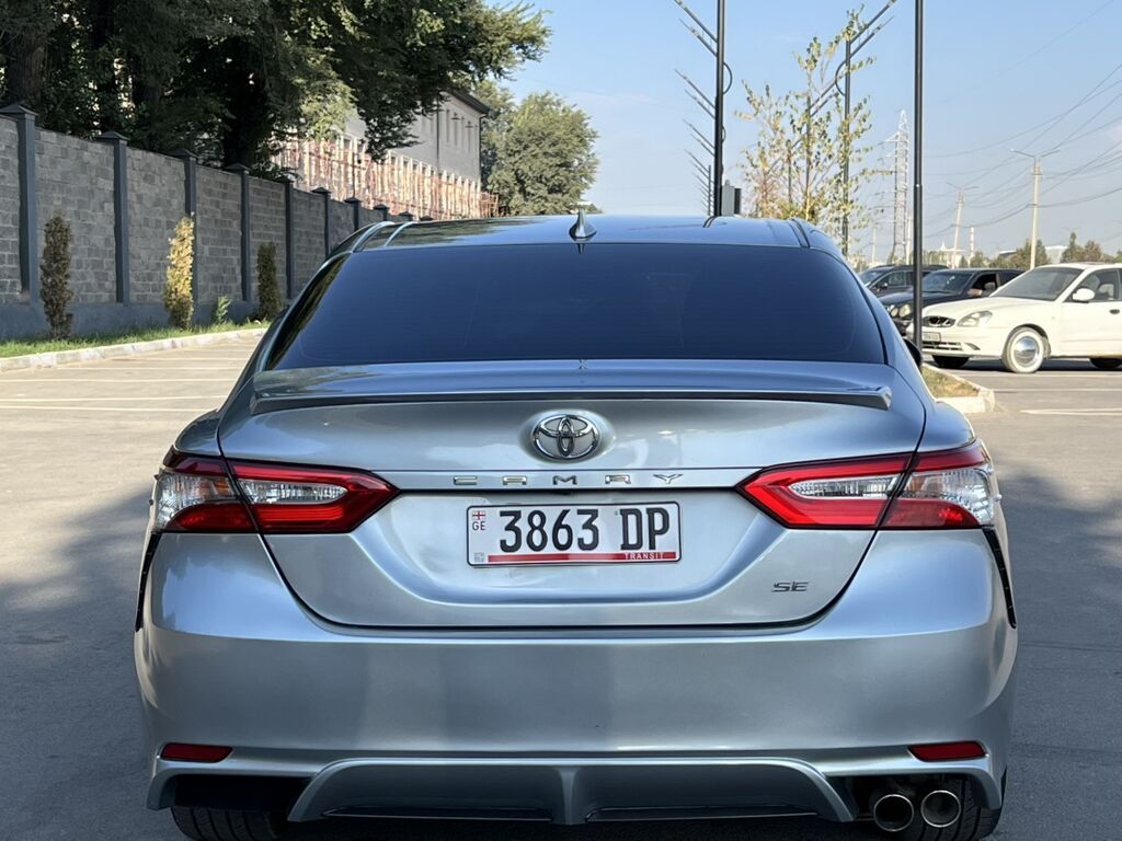 Toyota Camry: 2019 г., 2.5 л, Автомат, Бензин, Седан: фото 2