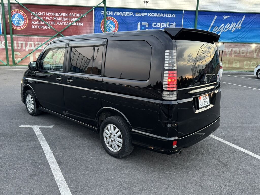 Honda Stepwgn: 2004 г., 2 л, Автомат, Бензин, Минивэн: фото 4