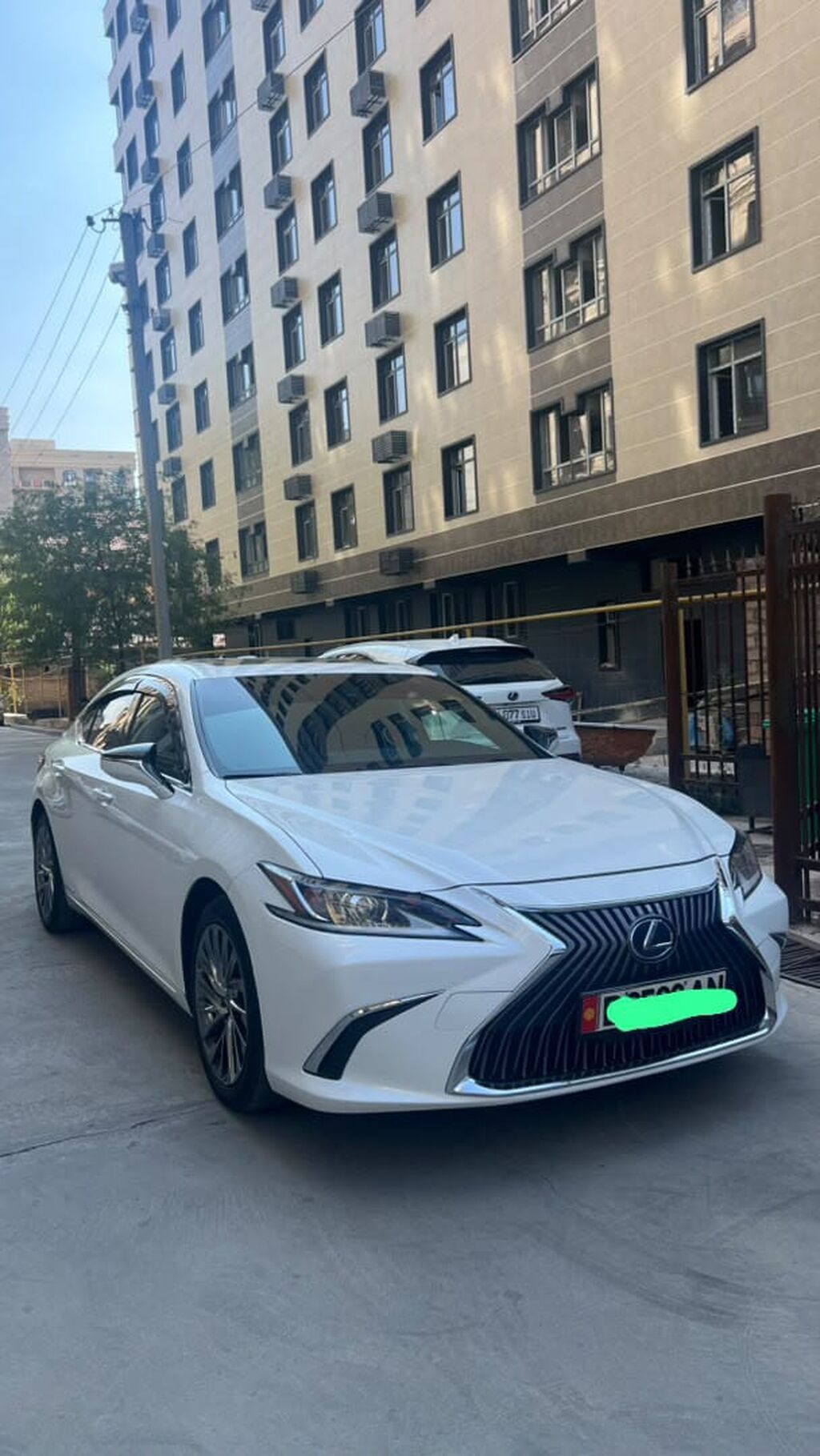 Lexus ES: 2020 г., 2.5 л, Автомат, Гибрид, Седан: фото 4