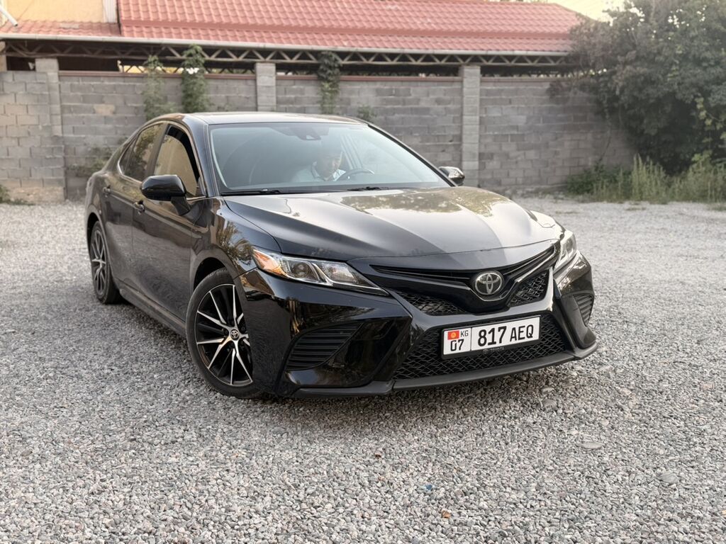 Toyota Camry: 2019 г., 2.5 л, Автомат, Бензин, Седан: фото 2
