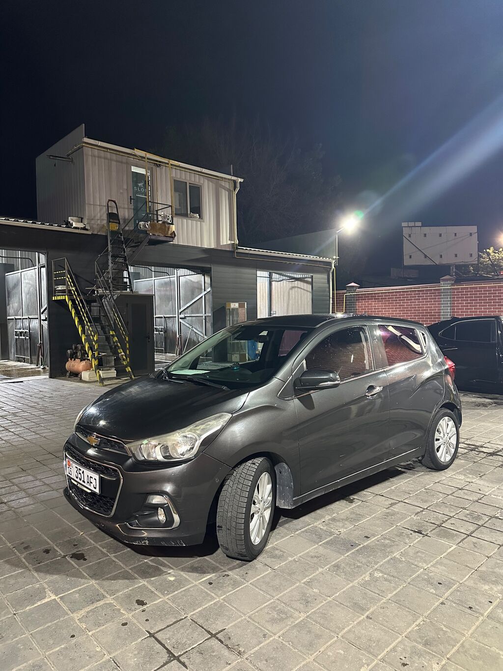 Chevrolet Spark: 2017 г., 1 л, Автомат, Бензин, Хэтчбэк: фото 2