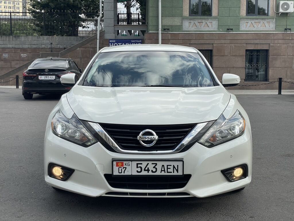 Nissan Altima: 2018 г., 2.5 л, Вариатор, Бензин, Седан: фото 3