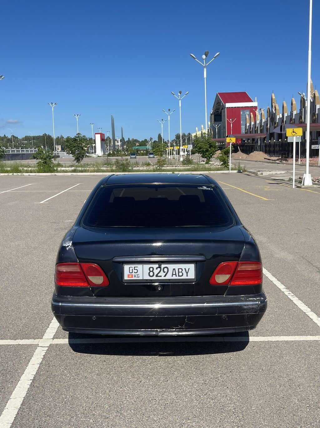 Mercedes-Benz E-Class: 2002 г., Автомат, Бензин, Седан: фото 6