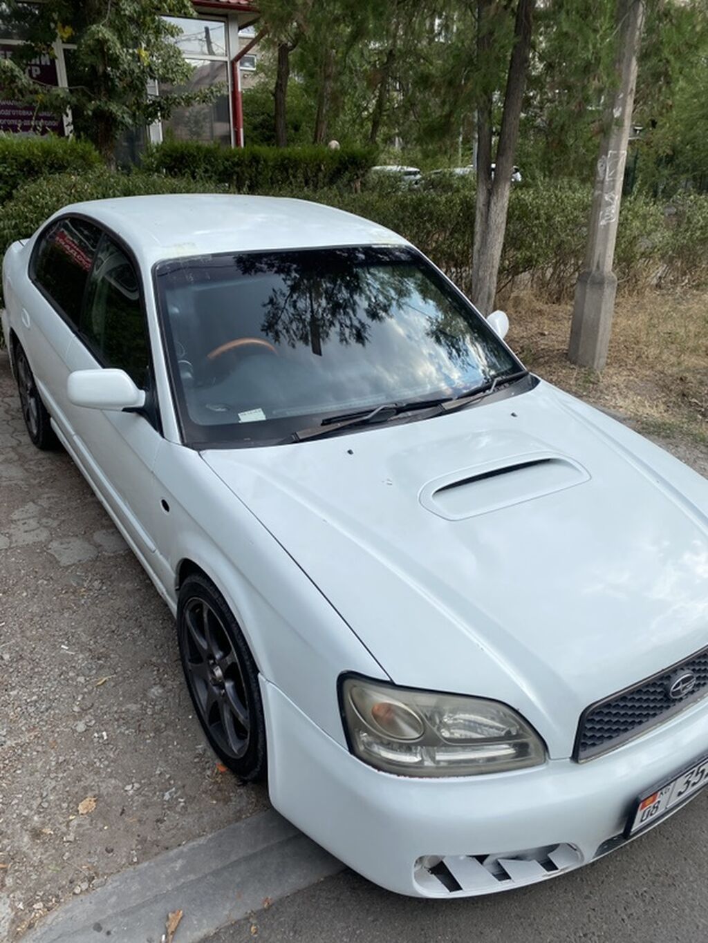 Subaru Legacy: 2000 г., 2 л, Седан: фото 3