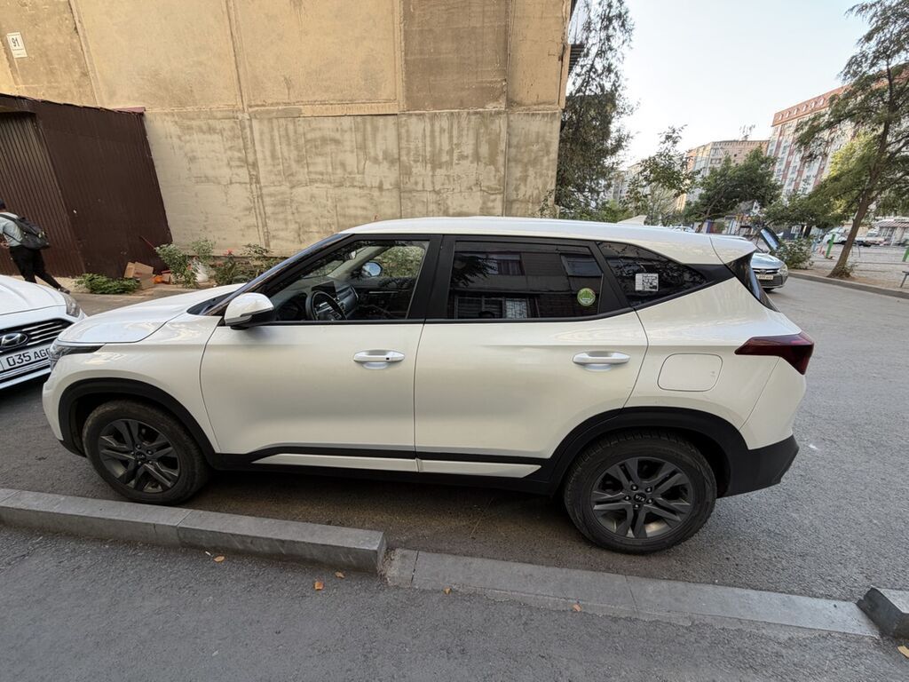 Kia Seltos: 2020 г., 1.6 л, Автомат, Дизель, Кроссовер: фото 2