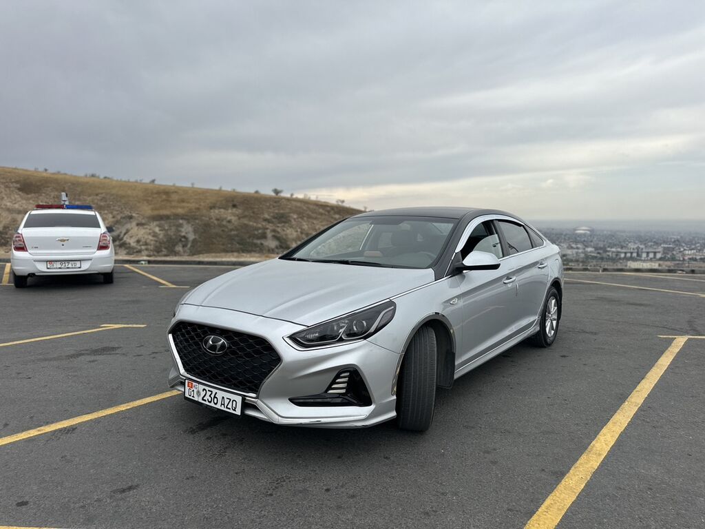 Hyundai Sonata: 2021 г., 2 л, Автомат, Газ, Седан: фото 3