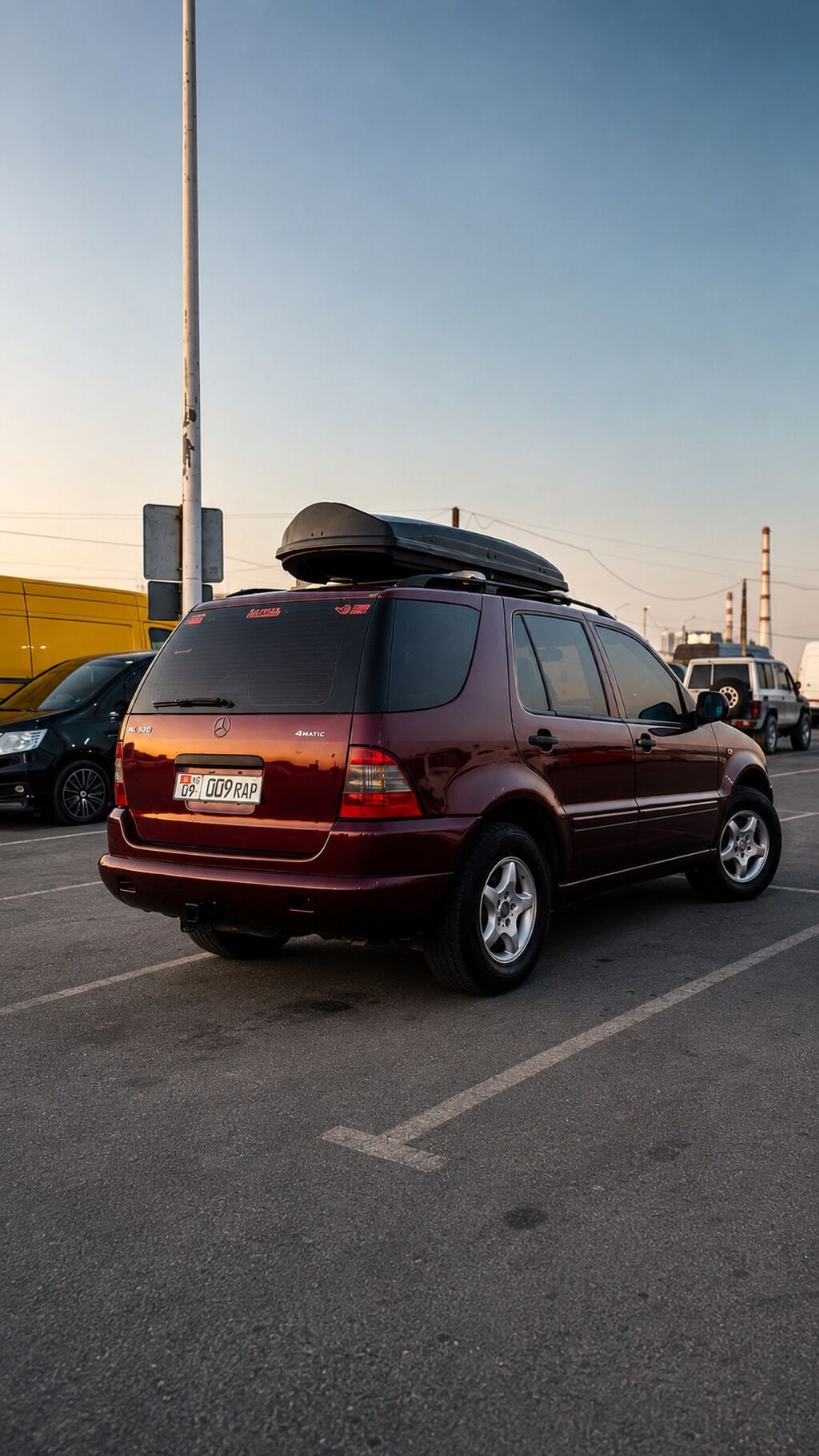 Mercedes-Benz ML-Class: 1998 г., 3.2 л, Автомат, Газ, Внедорожник: фото 2