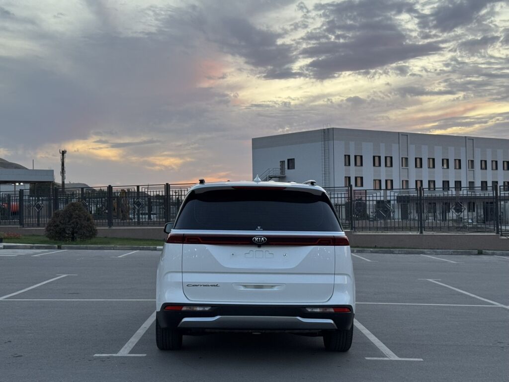 Kia Carnival: 2020 г., 2.2 л, Автомат, Дизель, Минивэн: фото 5
