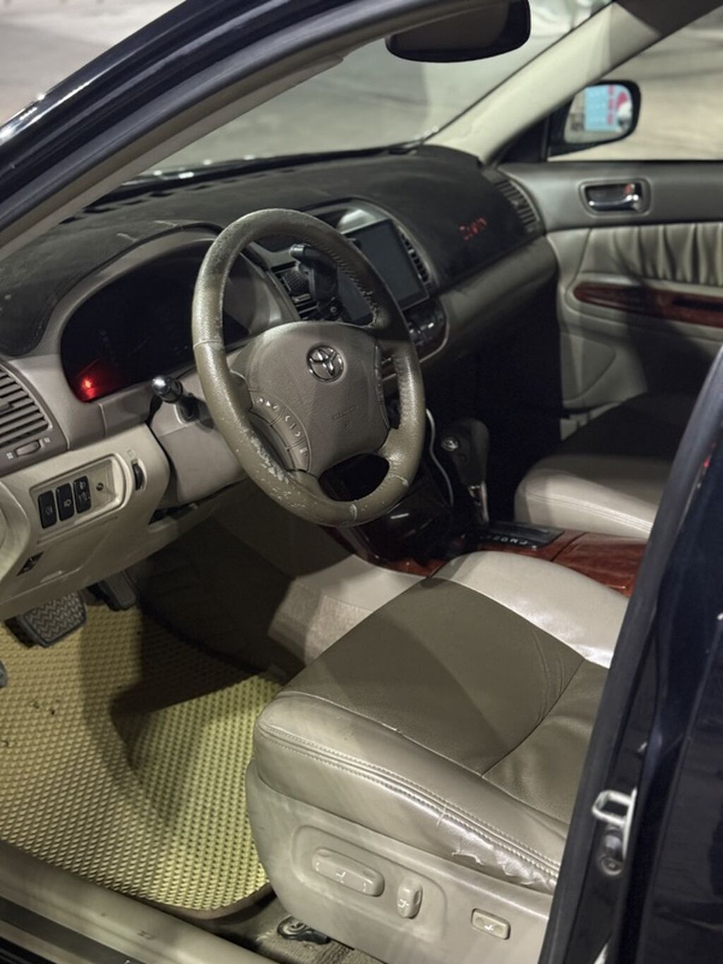 Toyota Camry: 2005 г., 2.4 л, Автомат, Бензин, Седан: фото 8