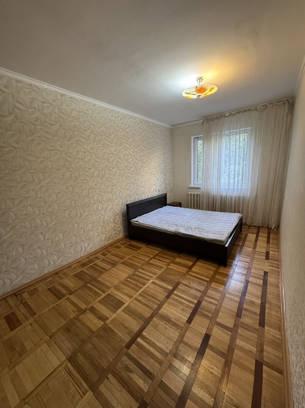 Срочно сдается 3-комнатная квартира! Район: Старый аэропорт, рядом: фото 4