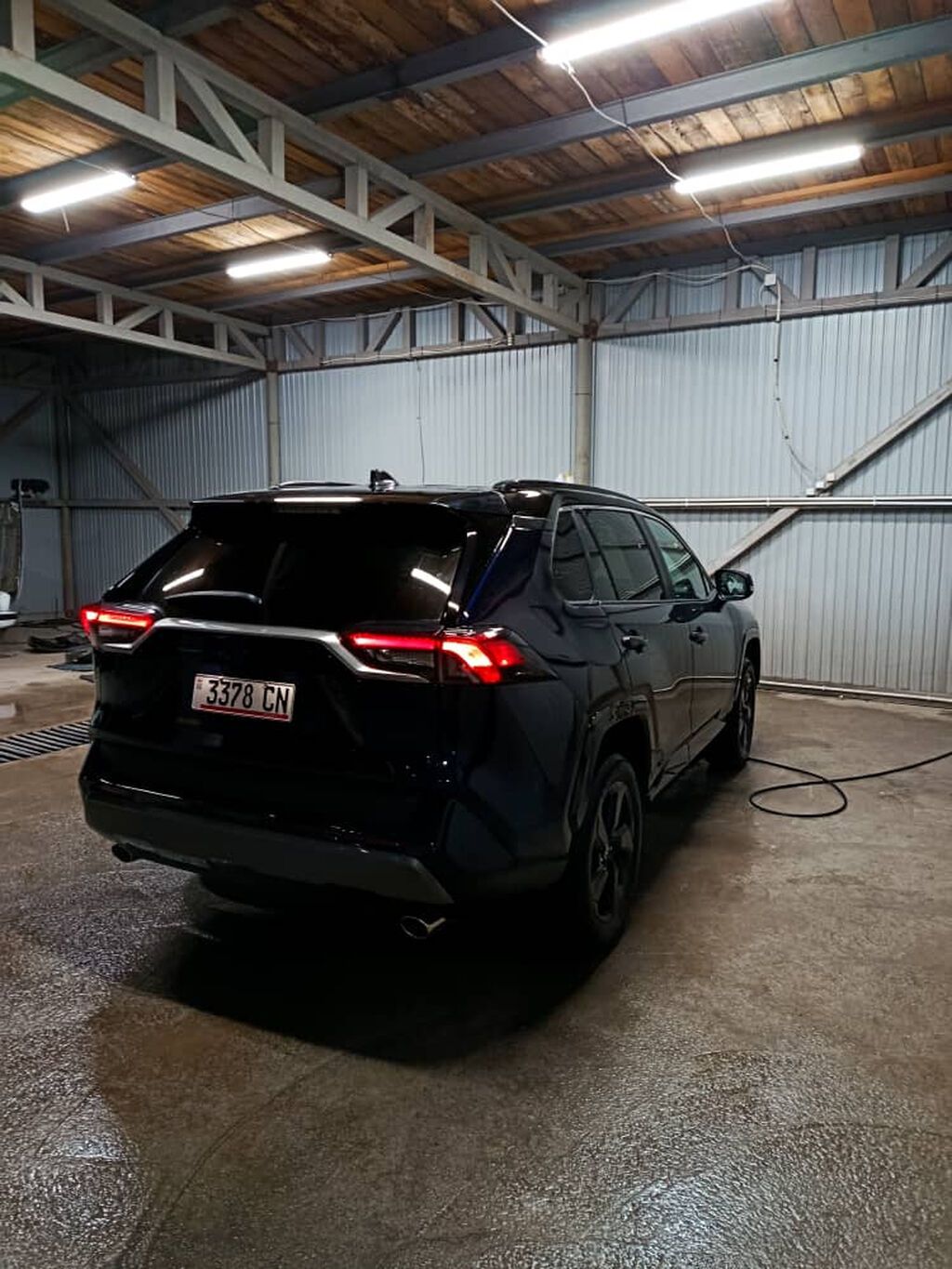 Toyota RAV4: 2021 г.: фото 5