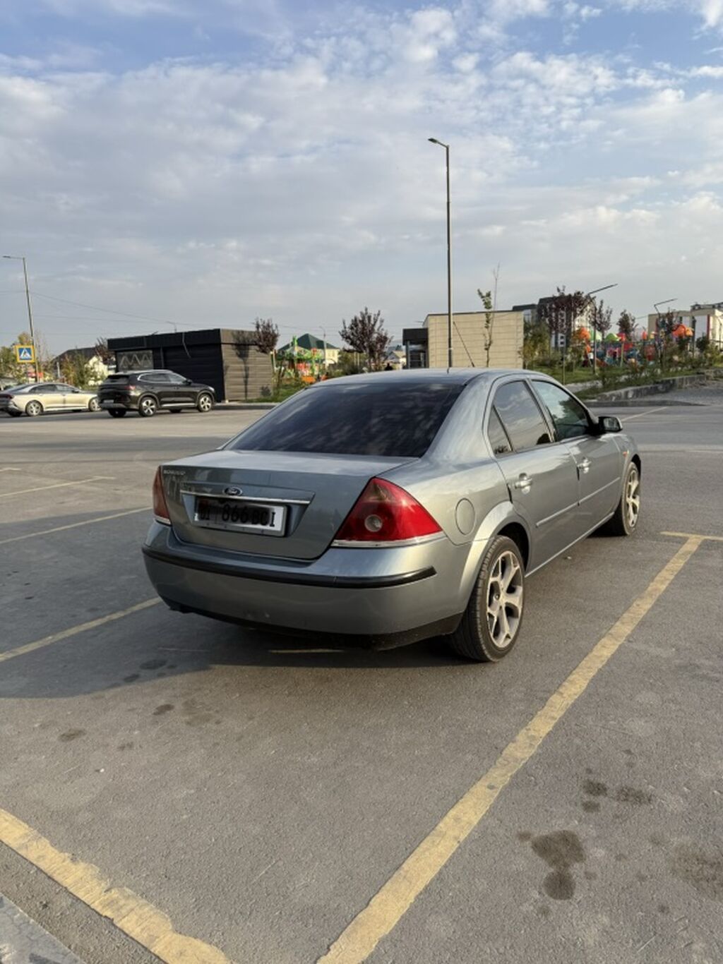 Ford Mondeo: 2002 г., 2 л, Автомат, Бензин, Седан: фото 4
