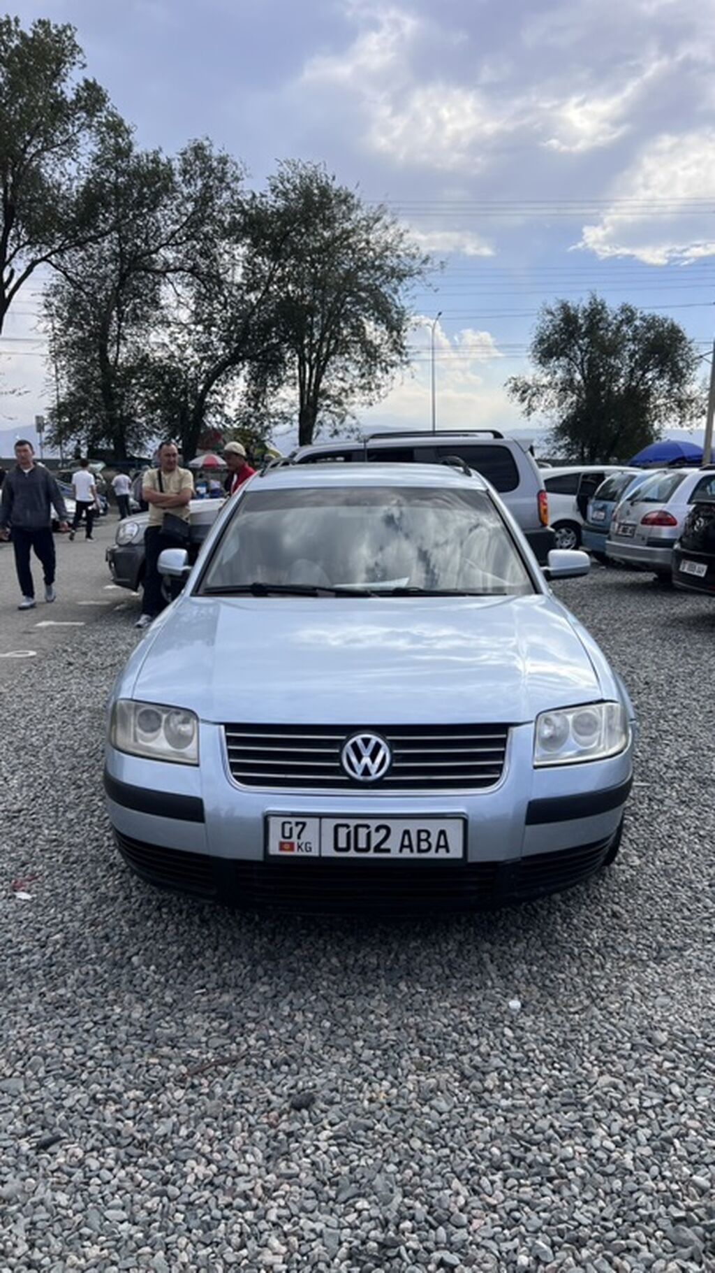 Volkswagen Passat: 2001 г., 2 л, Автомат, Бензин, Универсал: фото 3