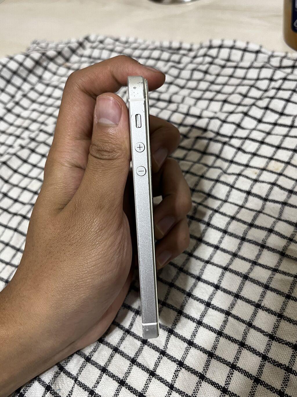 IPhone SE, Б/у, 16 ГБ, Белый: фото 6