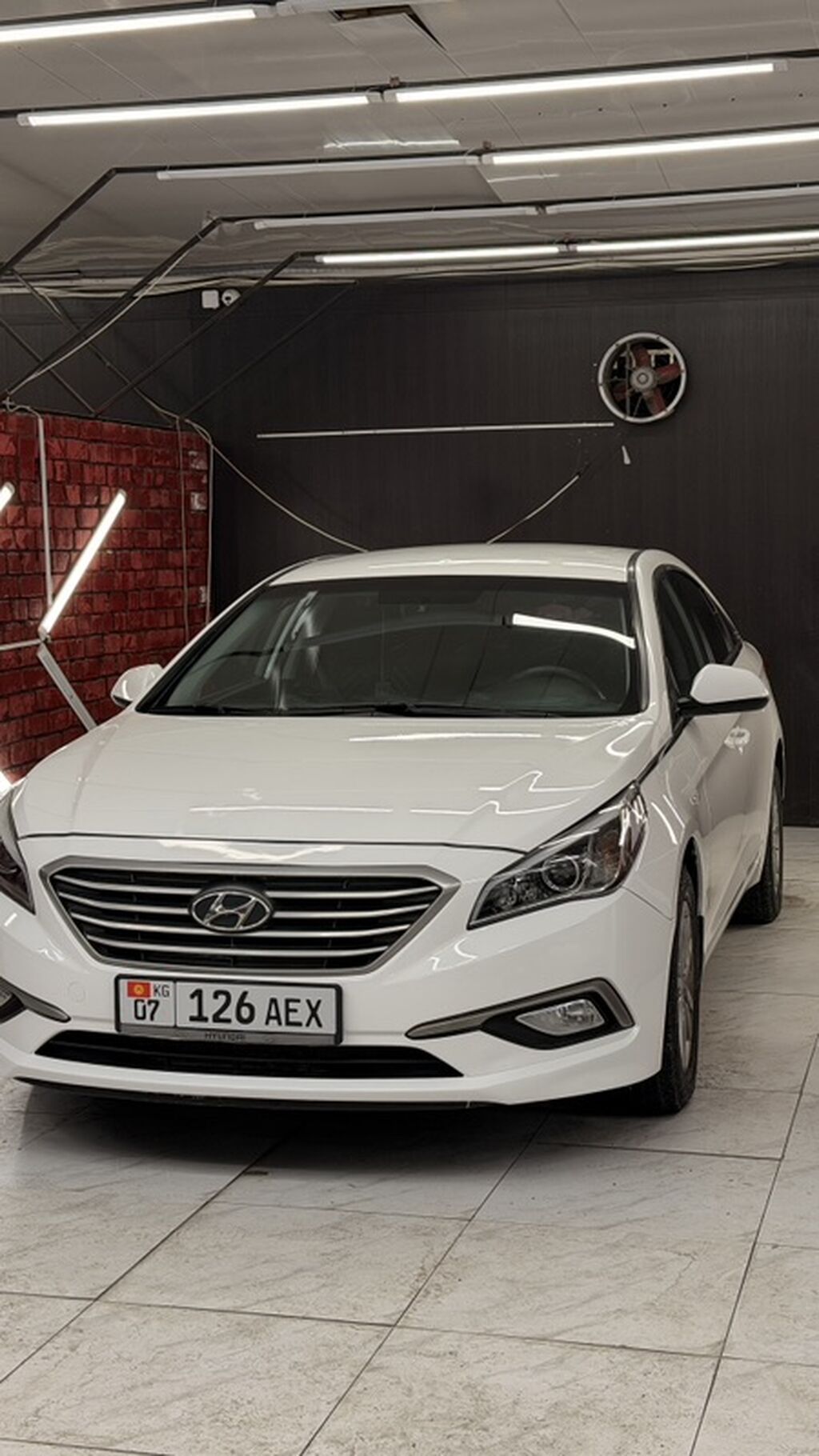 Hyundai Sonata: 2016 г., 2 л, Автомат, Газ, Седан: фото 1