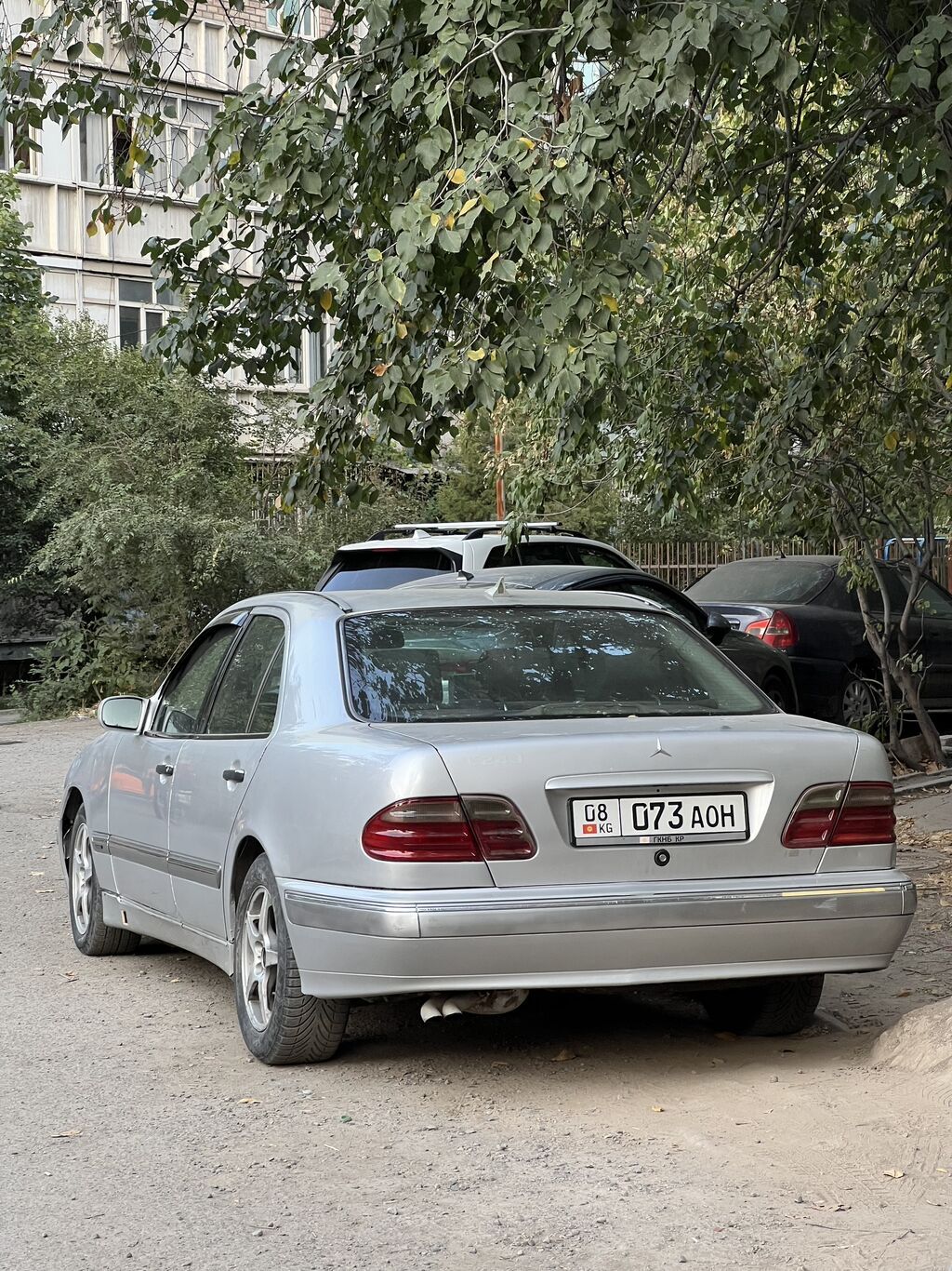 Mercedes-Benz E-Class: 1999 г., 3.2 л, Автомат, Бензин, Седан: фото 2