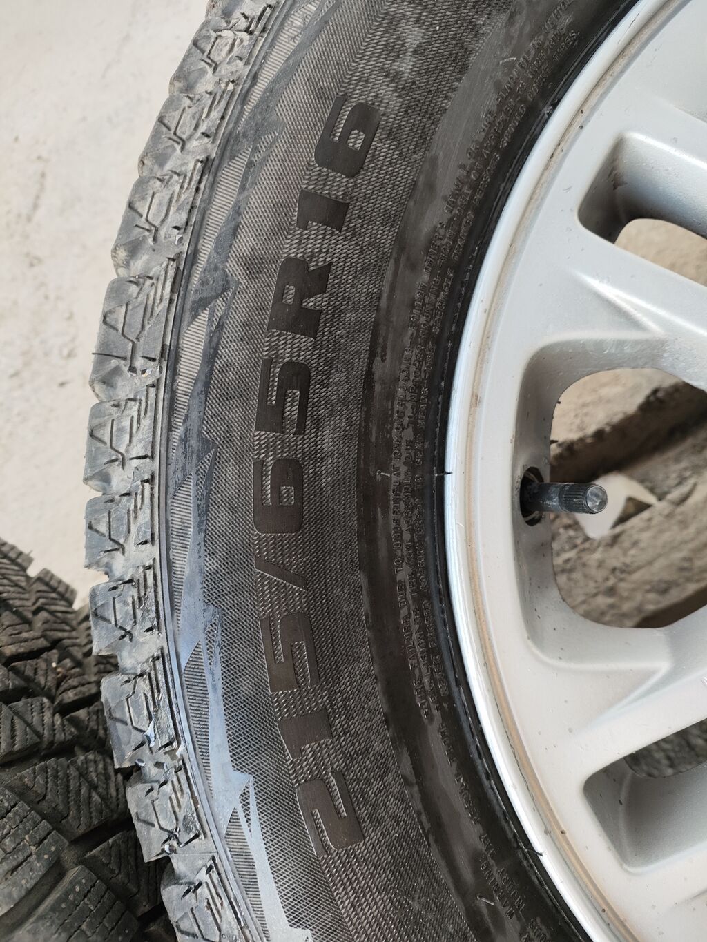 Комплект из 4 зимних колес в сборе: шины 215/65 R16 на литых дисках: фото 4