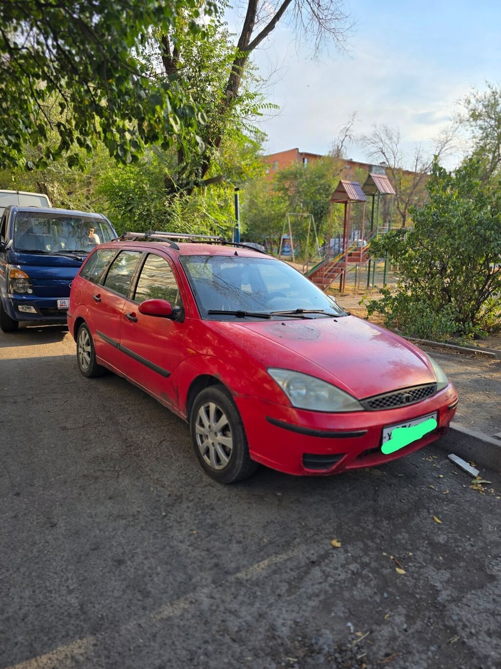 Ford Focus: 2004 г., 1.6 л, Механика, Бензин, Универсал: фото 2
