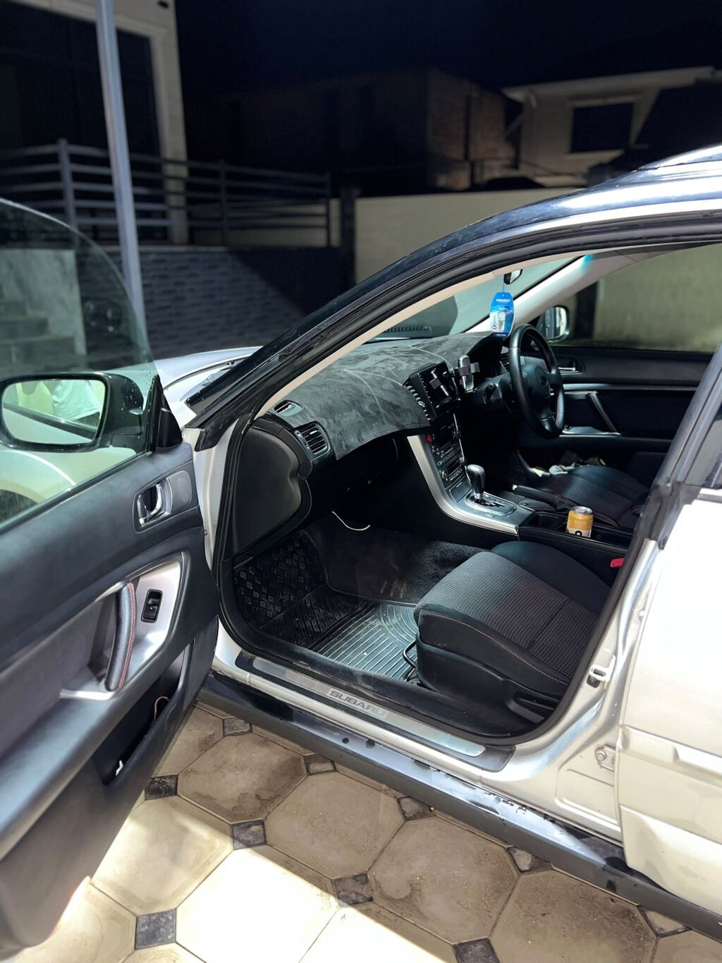Subaru Outback: 2004 г., 2.5 л, Автомат, Газ, Универсал: фото 8