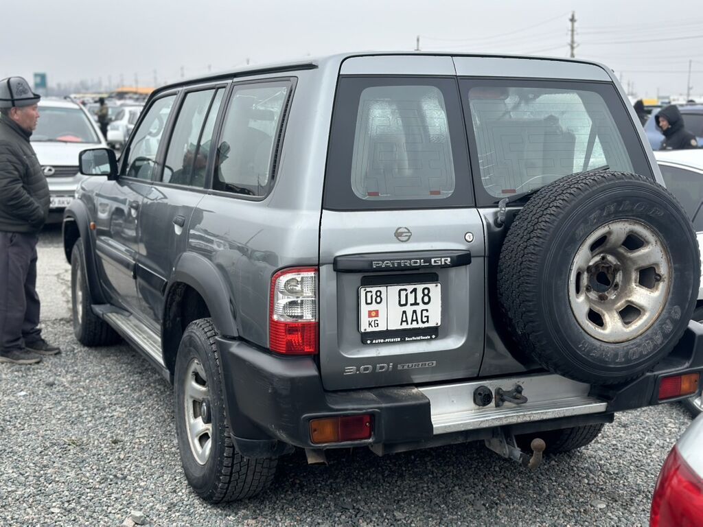 Nissan Patrol: 2003 г., 3 л, Механика, Дизель, Внедорожник: фото 2