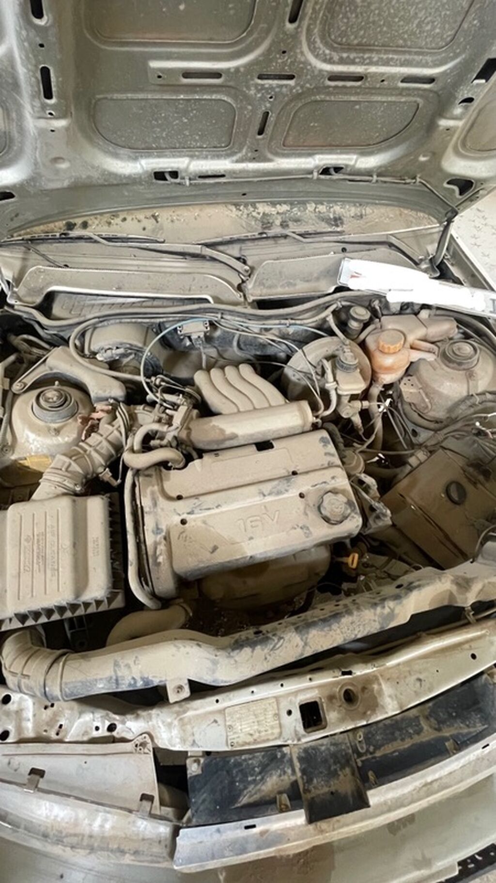 Daewoo Nexia: 2008 г., 1.5 л, Механика, Бензин, Седан: фото 2