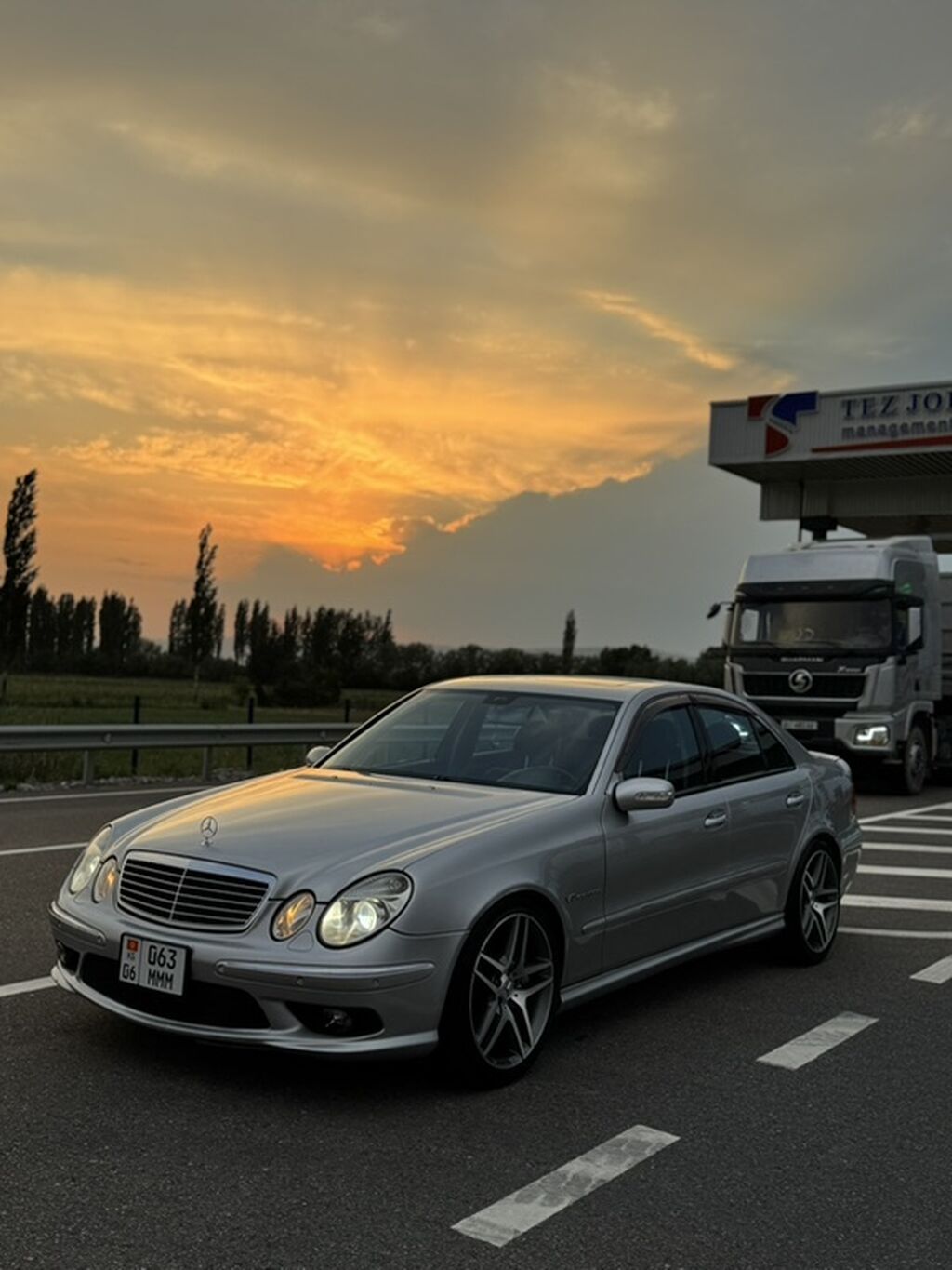 Mercedes-Benz E-класс AMG: 2005 г., 5.5 л, Автомат, Бензин, Седан: фото 2