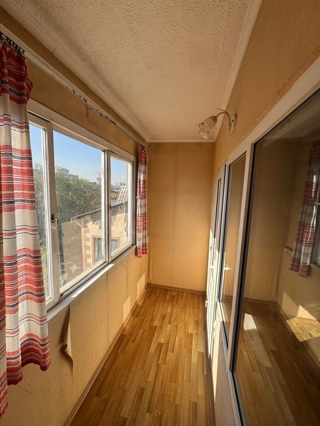 Продается 1-комнатная квартира, 44 м², 106 серия, центр: фото 5