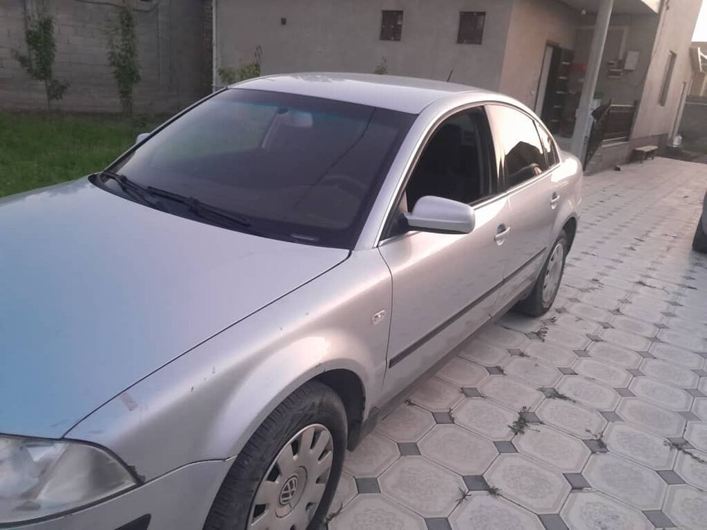 Volkswagen Passat: 2003 г., 2 л, Автомат, Бензин, Седан: фото 2