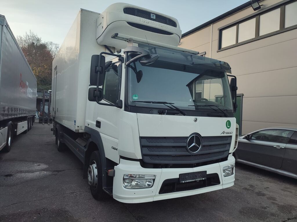 Обмен на легковой+ доплата. Рефрижераторный грузовик Mercedes‑Benz: фото 3