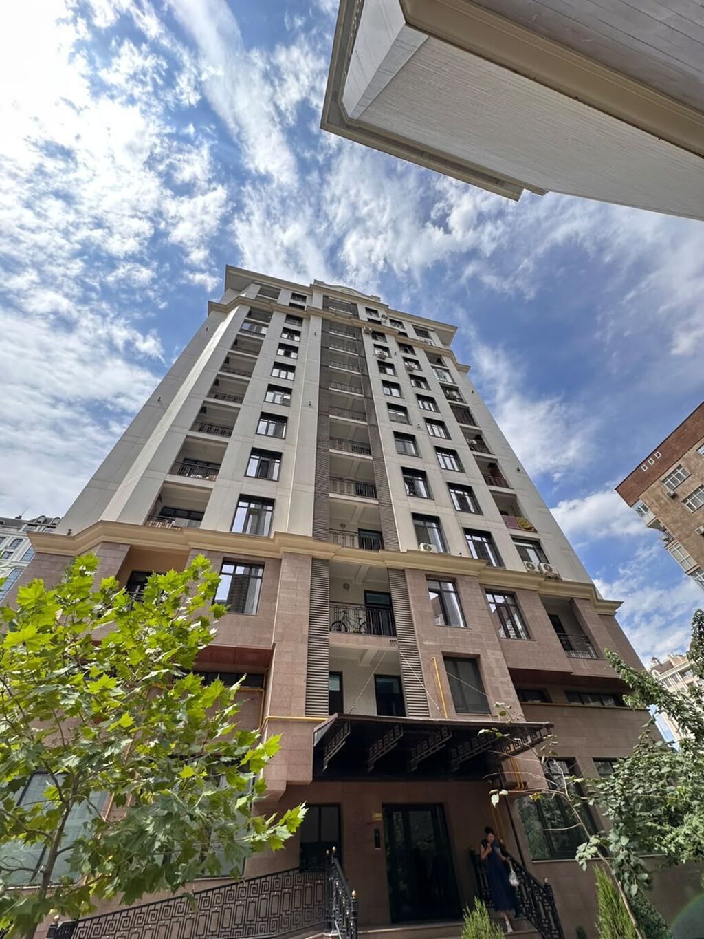 2 комнаты, 64 м², Асанбай мкр Элитка, 2 этаж, Дизайнерский ремонт