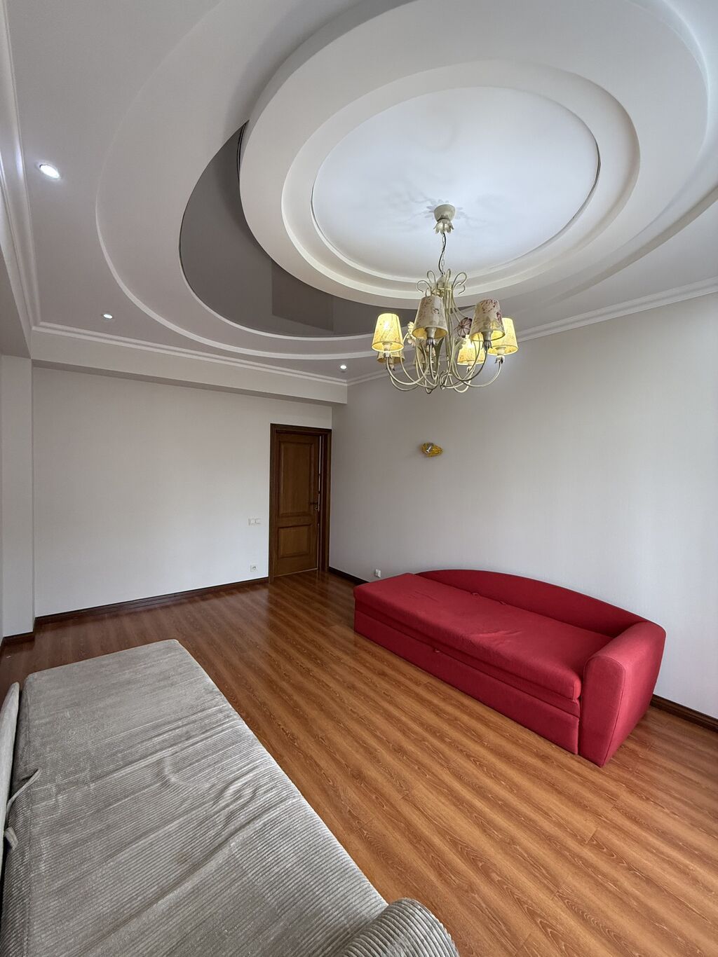 Продам 3-комн. квартиру, 121 м², 3/10 эт.: фото 5