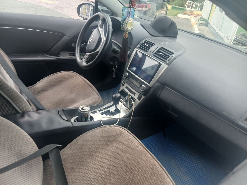 Toyota Avensis: 2009 г., Автомат, Универсал: фото 4