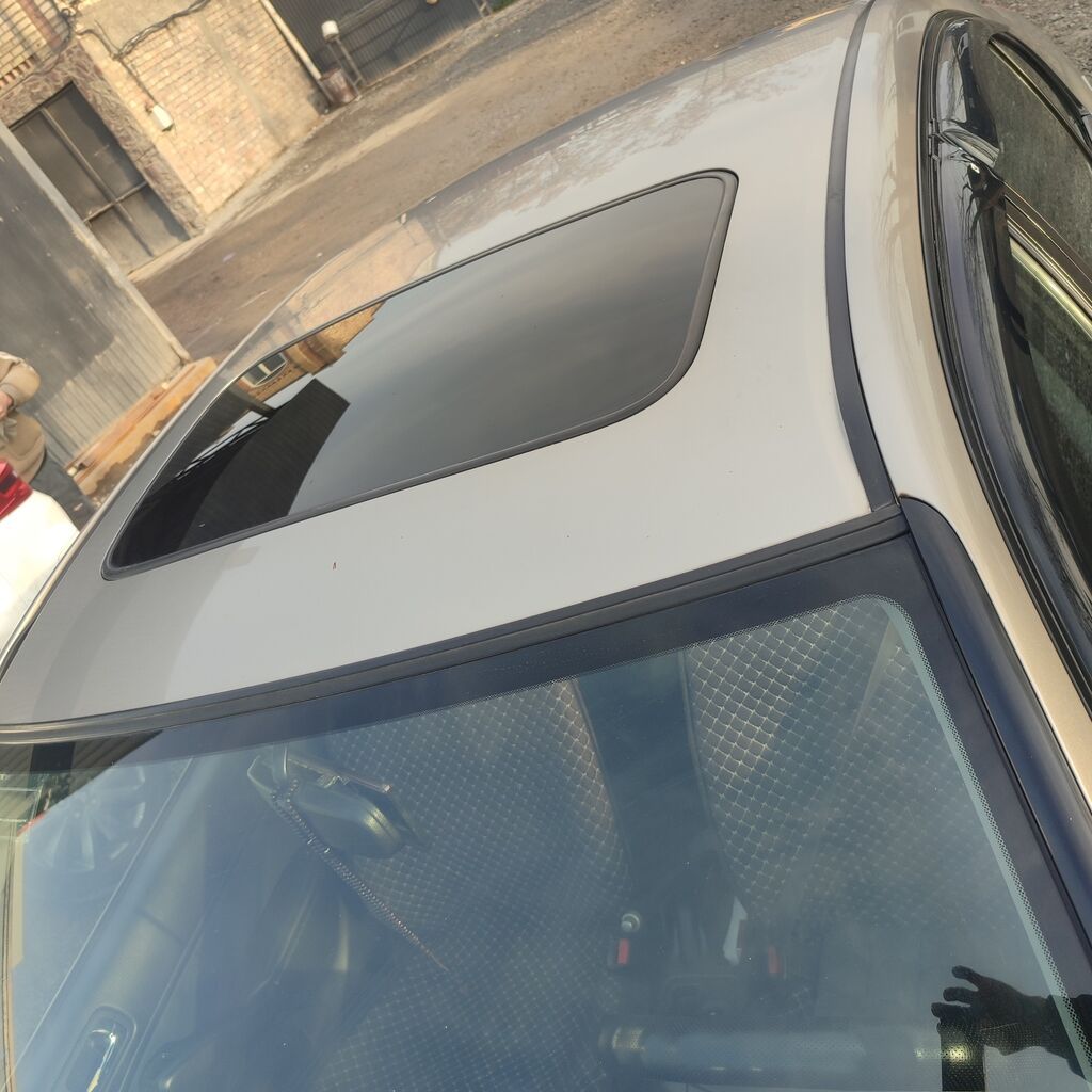 Honda Civic: 2004 г., 1.7 л, Автомат, Бензин, Седан: фото 4