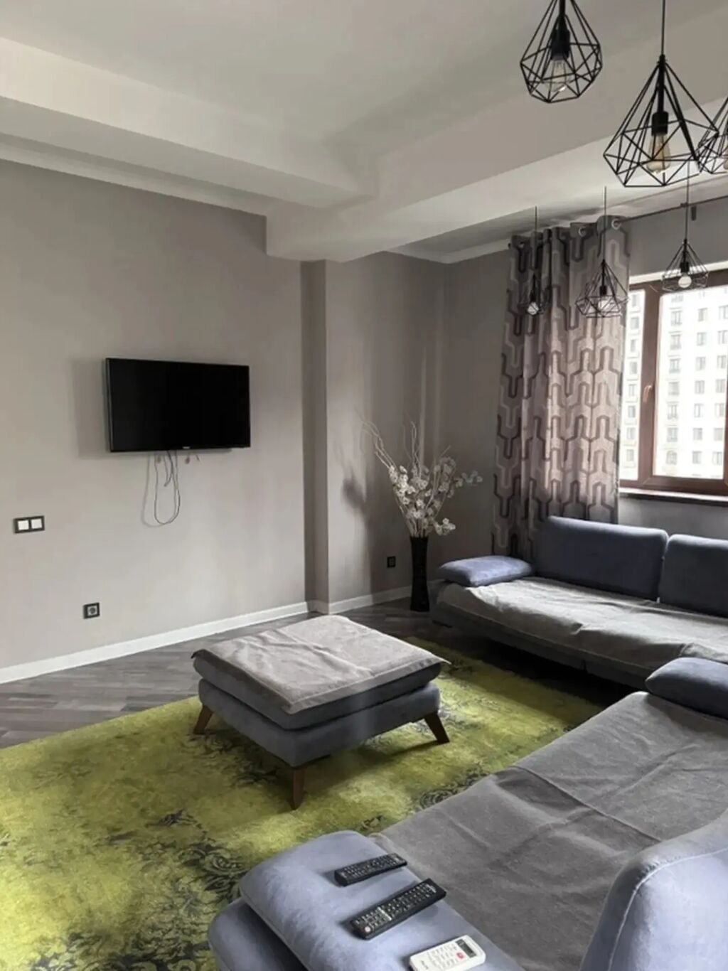 2 комнаты, 77 м², Золотой квадрат Элитка, 6 этаж, Дизайнерский ремонт: фото 3