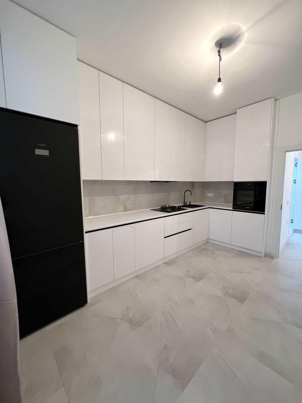 2-room new-build apartment for sale in Bakıxanov, 74 m², 245 000 AZN, photo 4 / 8
